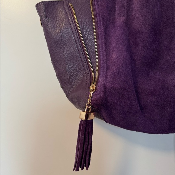 Elegant Purple Women's Tote Bag - Picture 2 of 9